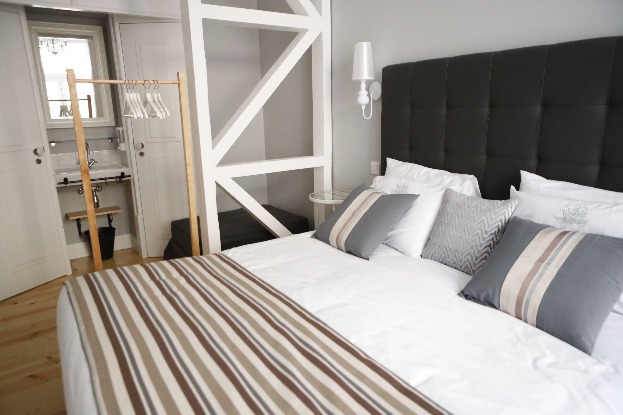B In B Downtown Bed & Breakfast 3*