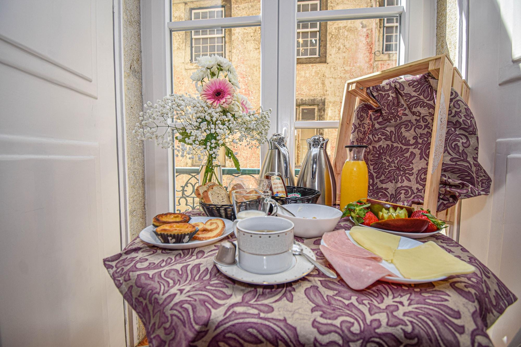 B In B Downtown Bed & Breakfast Lisbon